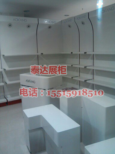 泰达内衣展柜